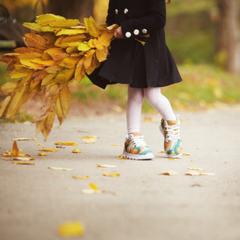 Girl’s Fall Travel Sneakers